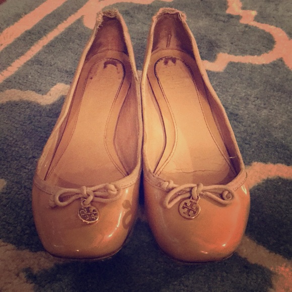 Tory Burch Shoes - Tory Burch kitten heel